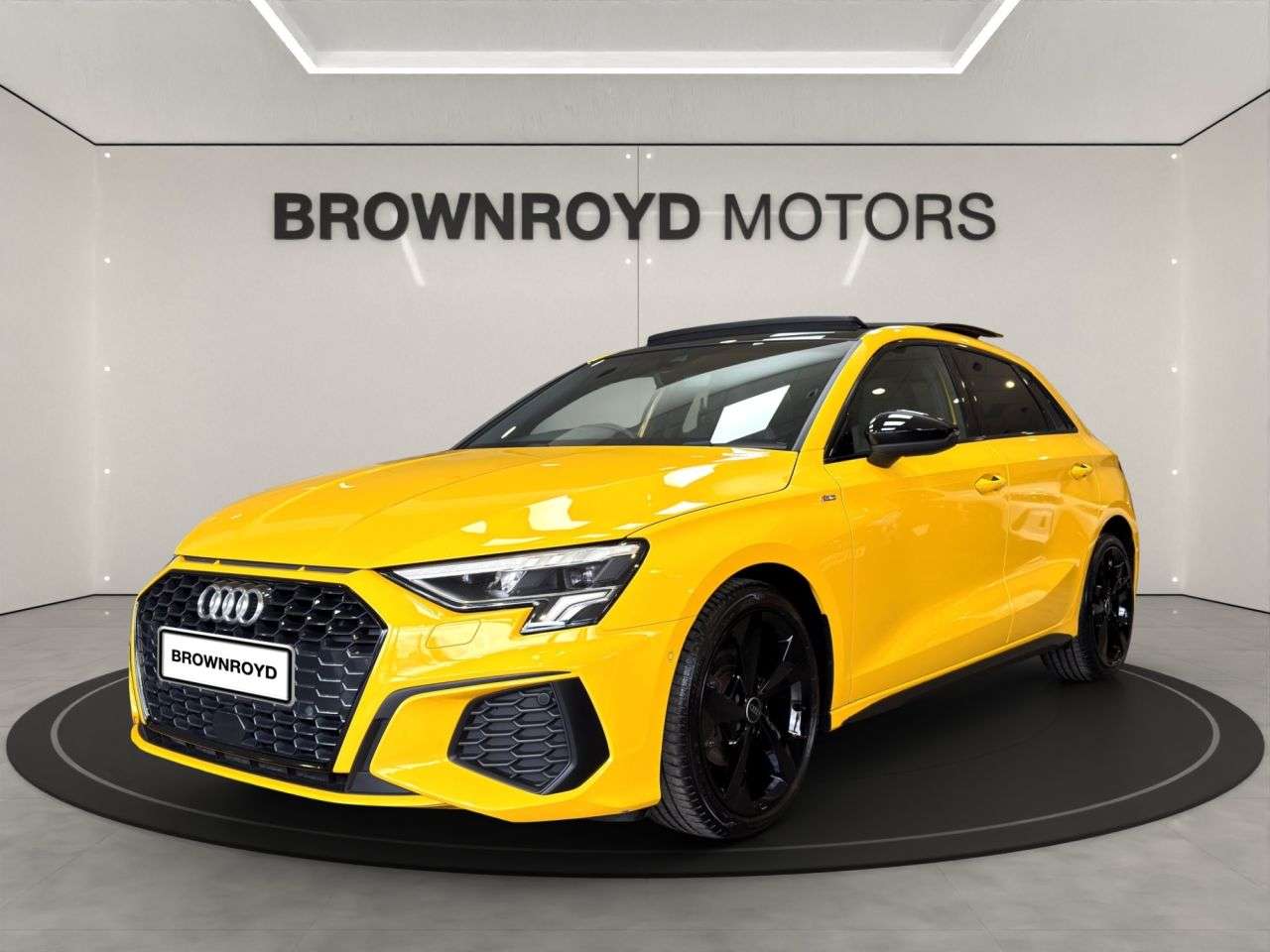 A 2021 AUDI A3 2.0 TDI 35 S line Sportback 5dr Diesel S Tronic Euro 6 (s/s) (150 ps) A 2021 AUDI A3 2.0 TDI 35 S line Sportback 5dr Diesel S Tronic Euro 6 (s/s) (150 ps)