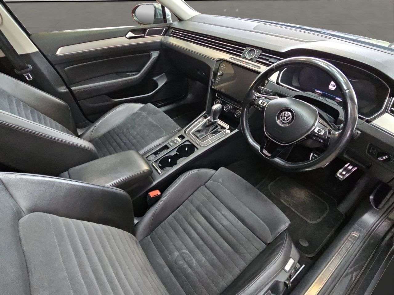 2019 VOLKSWAGEN PASSAT 2019 VOLKSWAGEN PASSAT