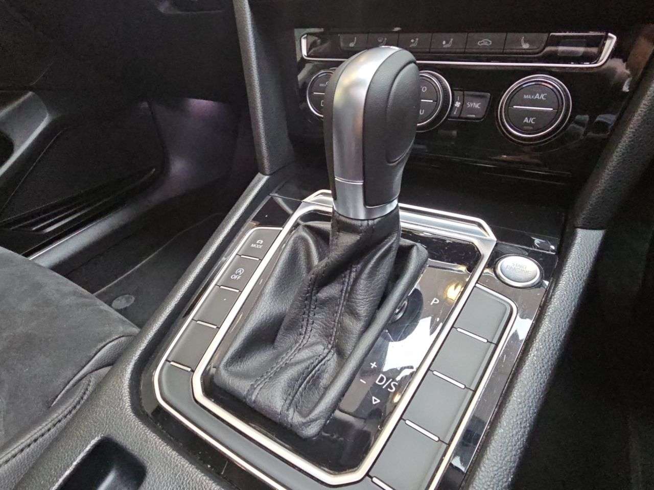 2019 VOLKSWAGEN PASSAT 2019 VOLKSWAGEN PASSAT