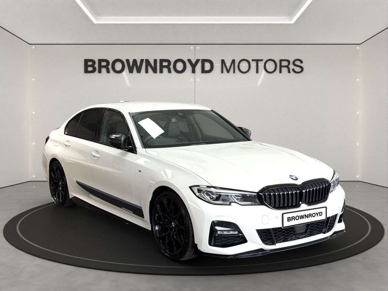 A 2019 BMW 3 SERIES 2.0 330i M Sport Saloon 4dr Petrol Auto Euro 6 (s/s) (258 ps) A 2019 BMW 3 SERIES 2.0 330i M Sport Saloon 4dr Petrol Auto Euro 6 (s/s) (258 ps)