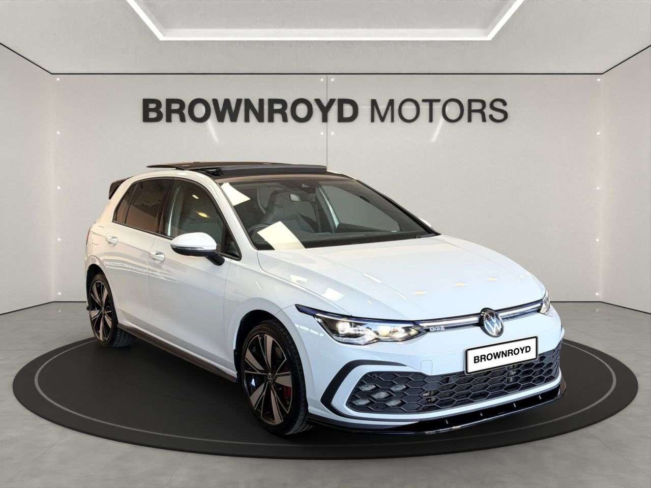 A 2022 VOLKSWAGEN GOLF 1.4 TSI 13kWh GTE Hatchback 5dr Petrol Plug-in Hybrid DSG Euro 6 (s/s) (245 A 2022 VOLKSWAGEN GOLF 1.4 TSI 13kWh GTE Hatchback 5dr Petrol Plug-in Hybrid DSG Euro 6 (s/s) (245