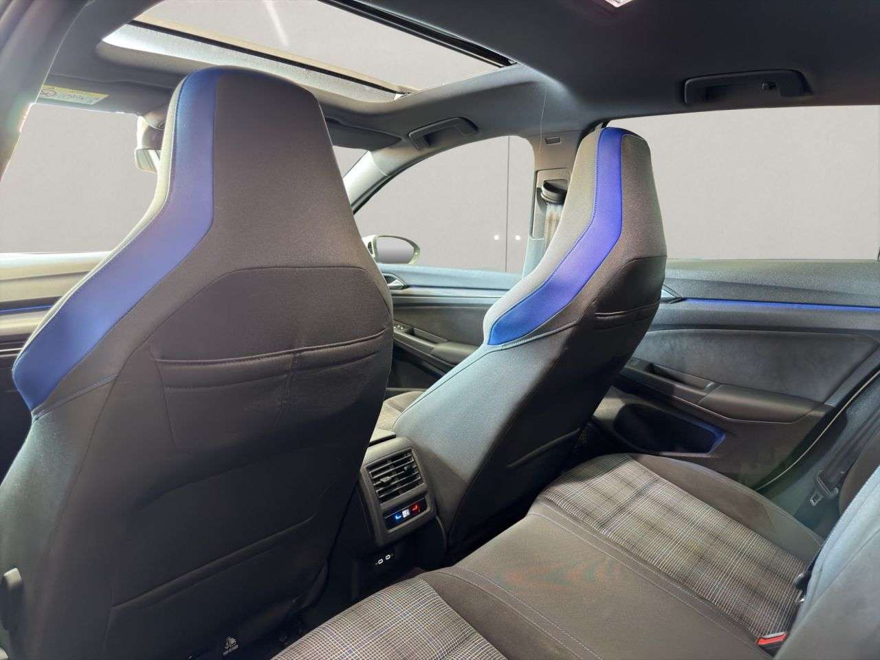 2022 VOLKSWAGEN GOLF 2022 VOLKSWAGEN GOLF