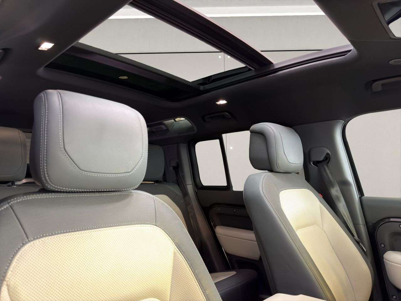 2023 LAND ROVER DEFENDER 2023 LAND ROVER DEFENDER