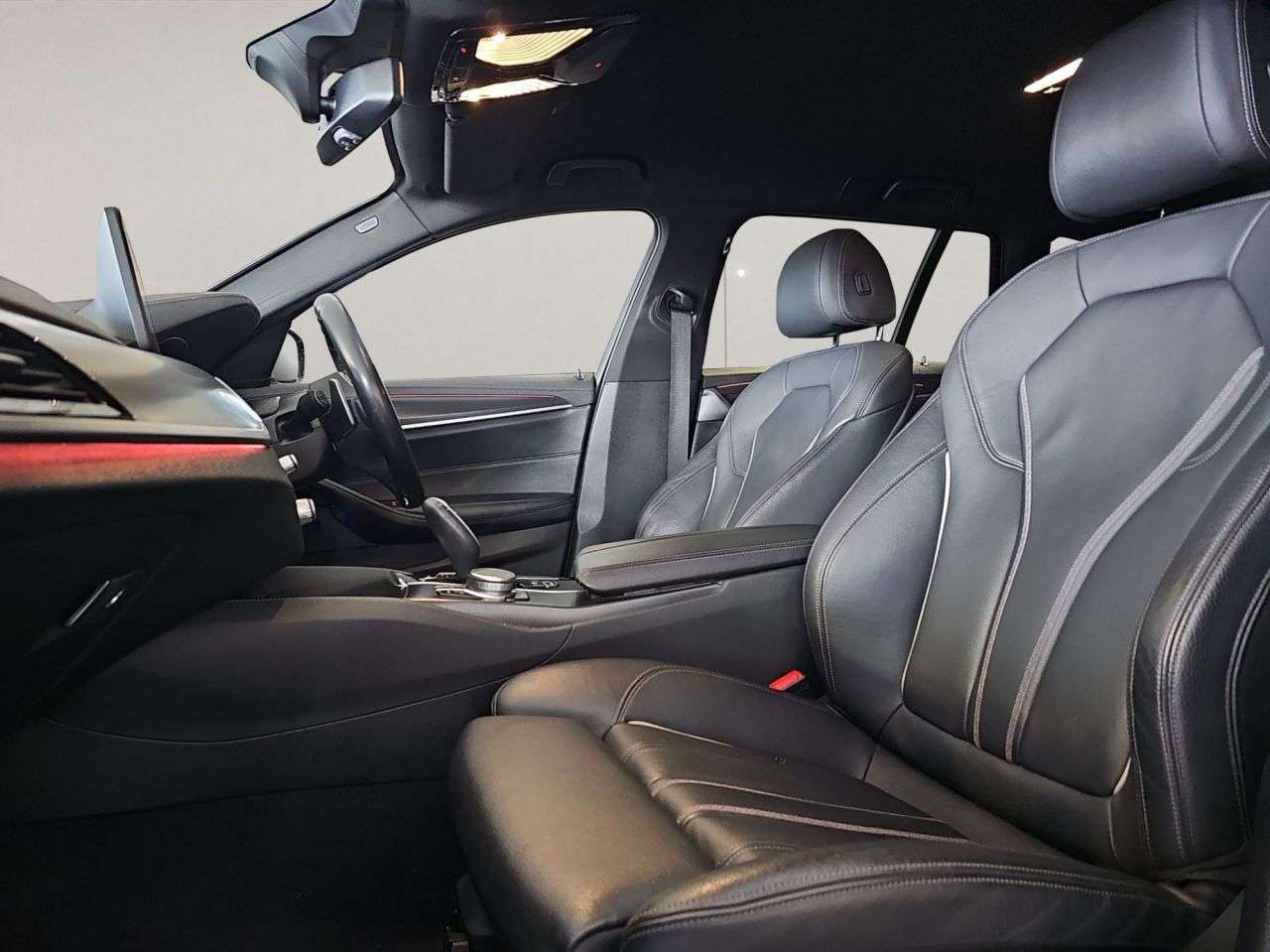 2021 BMW 5 SERIES 2021 BMW 5 SERIES