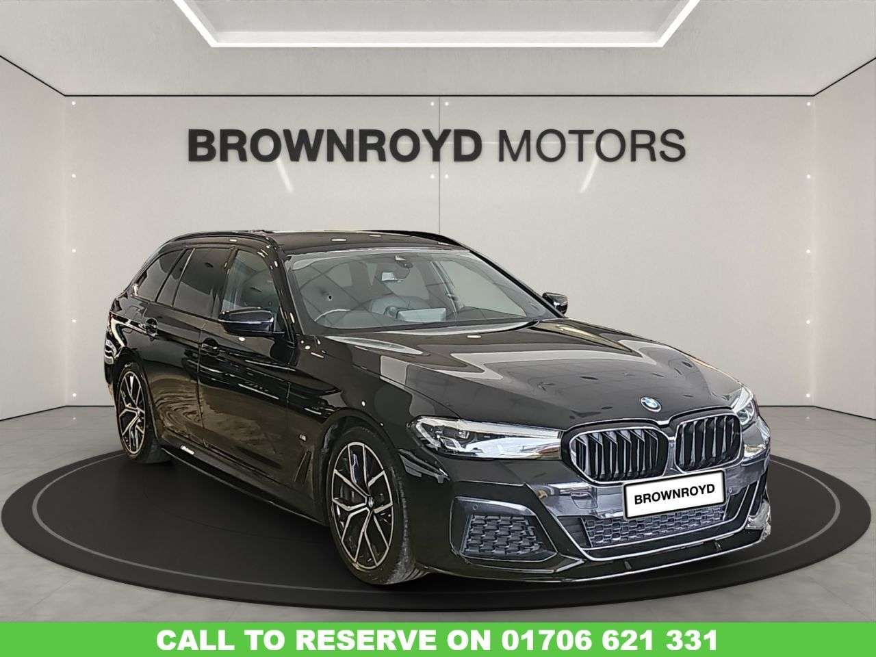 A 2021 BMW 5 SERIES 3.0 530d MHT M Sport Touring 5dr Diesel Hybrid Steptronic xDrive Euro 6 (s/ A 2021 BMW 5 SERIES 3.0 530d MHT M Sport Touring 5dr Diesel Hybrid Steptronic xDrive Euro 6 (s/