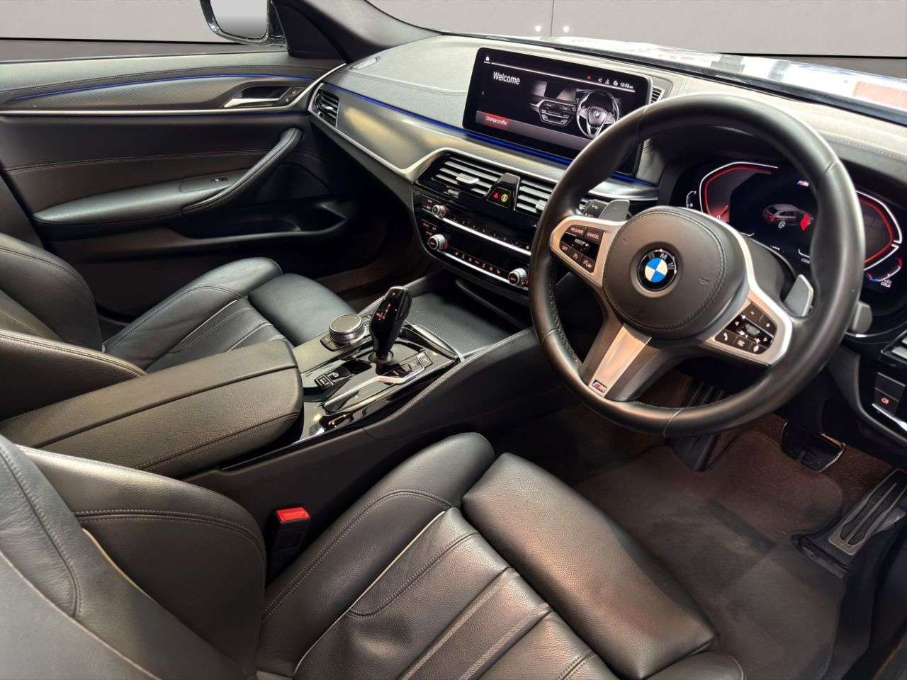 2021 BMW 5 SERIES 2021 BMW 5 SERIES