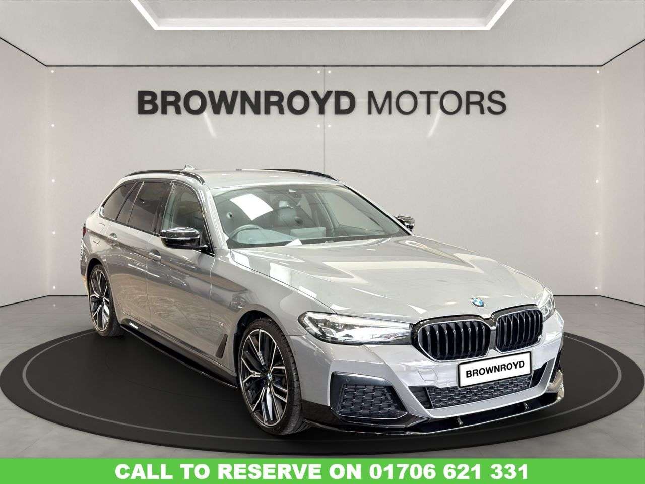A 2021 BMW 5 SERIES 2.0 520d MHT M Sport Touring 5dr Diesel Hybrid Steptronic Euro 6 (s/s) (190 A 2021 BMW 5 SERIES 2.0 520d MHT M Sport Touring 5dr Diesel Hybrid Steptronic Euro 6 (s/s) (190