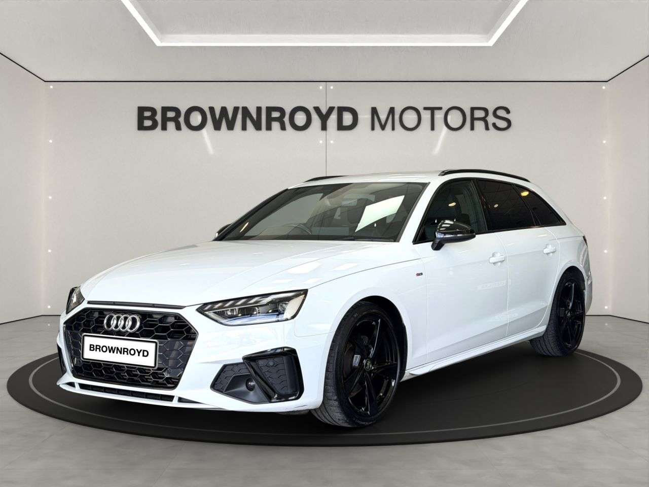 A 2020 AUDI A4 AVANT 2.0 TFSI 35 S line Estate 5dr Petrol S Tronic Euro 6 (s/s) (150 ps) A 2020 AUDI A4 AVANT 2.0 TFSI 35 S line Estate 5dr Petrol S Tronic Euro 6 (s/s) (150 ps)