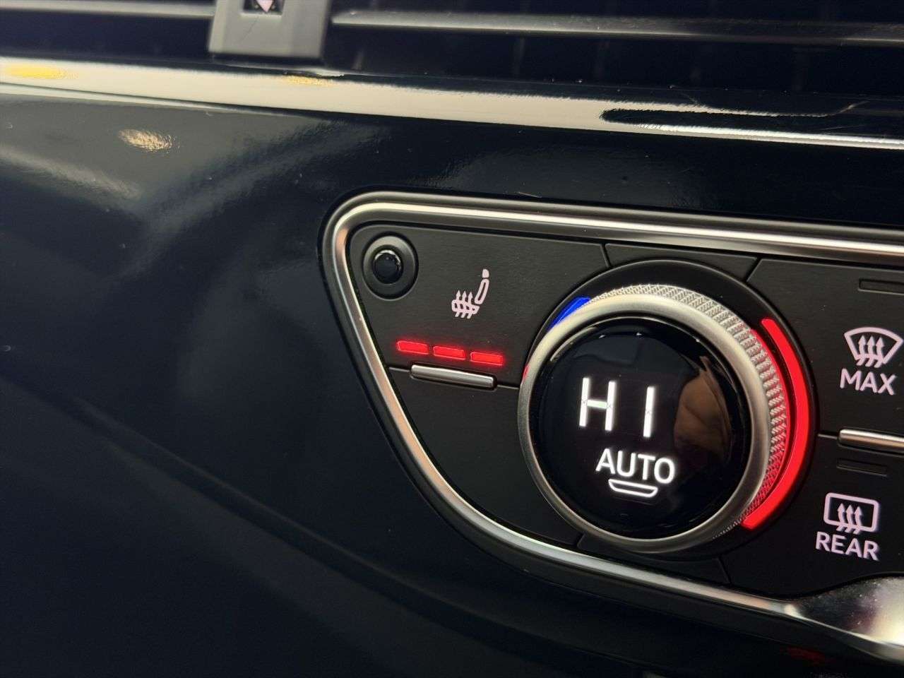 2020 AUDI A4 AVANT 2020 AUDI A4 AVANT