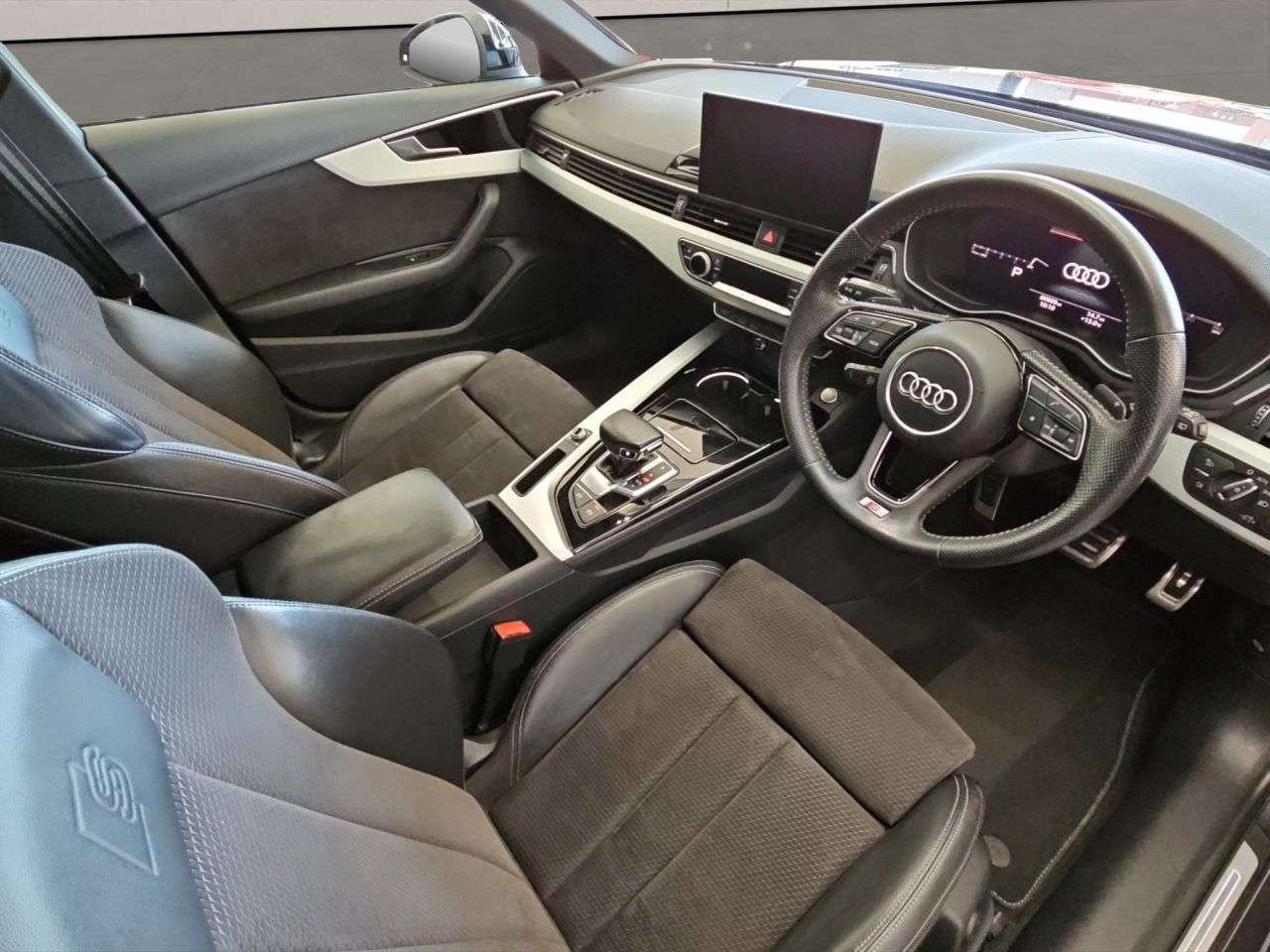 2019 AUDI A4 AVANT 2019 AUDI A4 AVANT