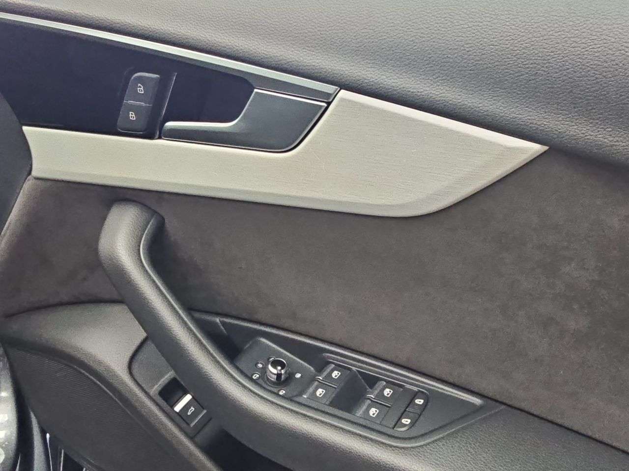 2019 AUDI A4 AVANT 2019 AUDI A4 AVANT