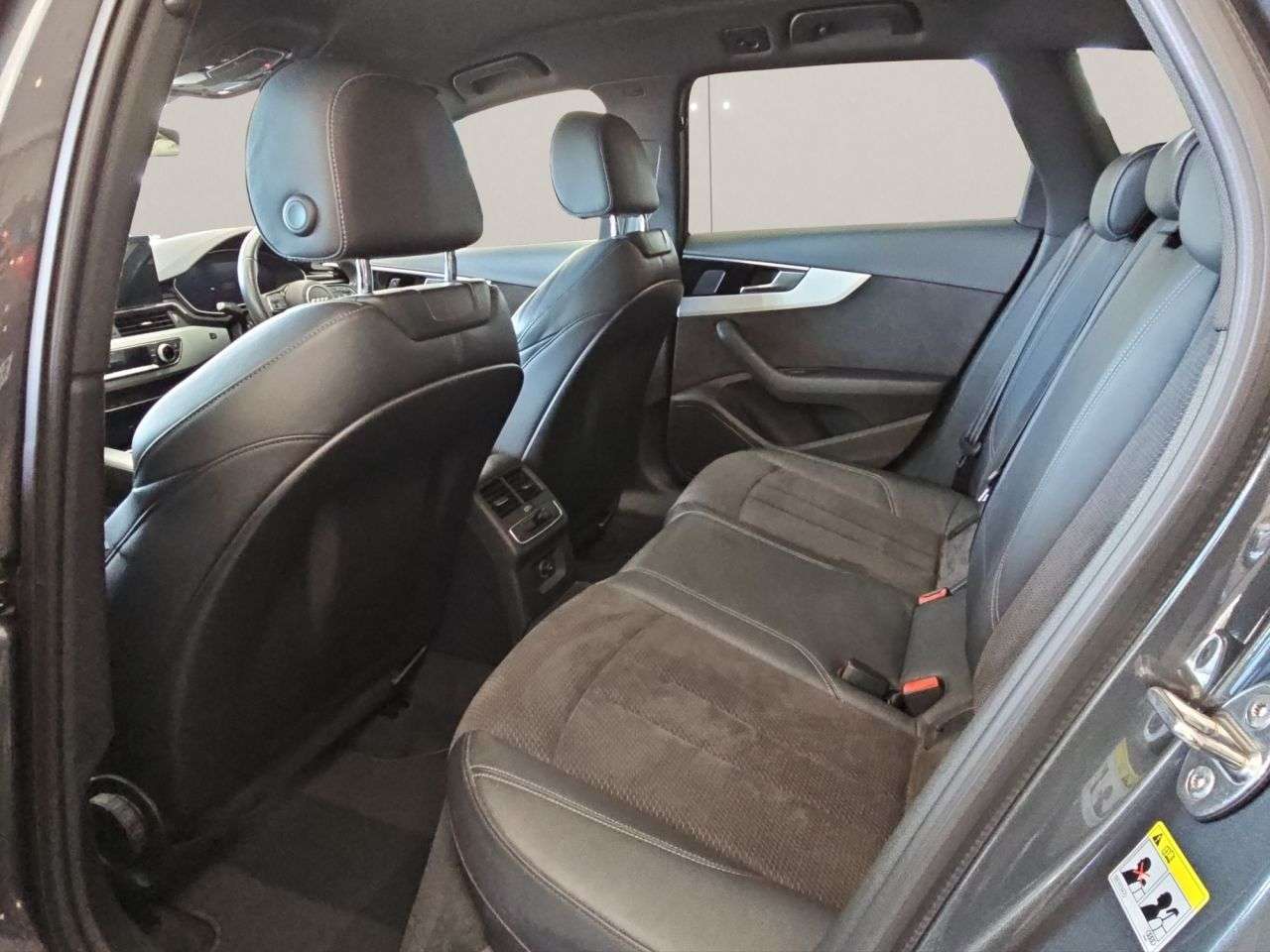 2019 AUDI A4 AVANT 2019 AUDI A4 AVANT