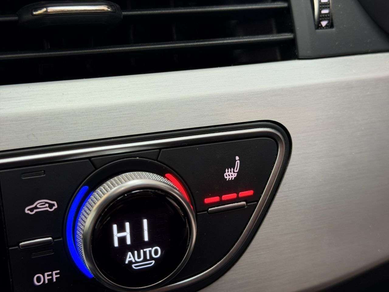 2020 AUDI A4 2020 AUDI A4