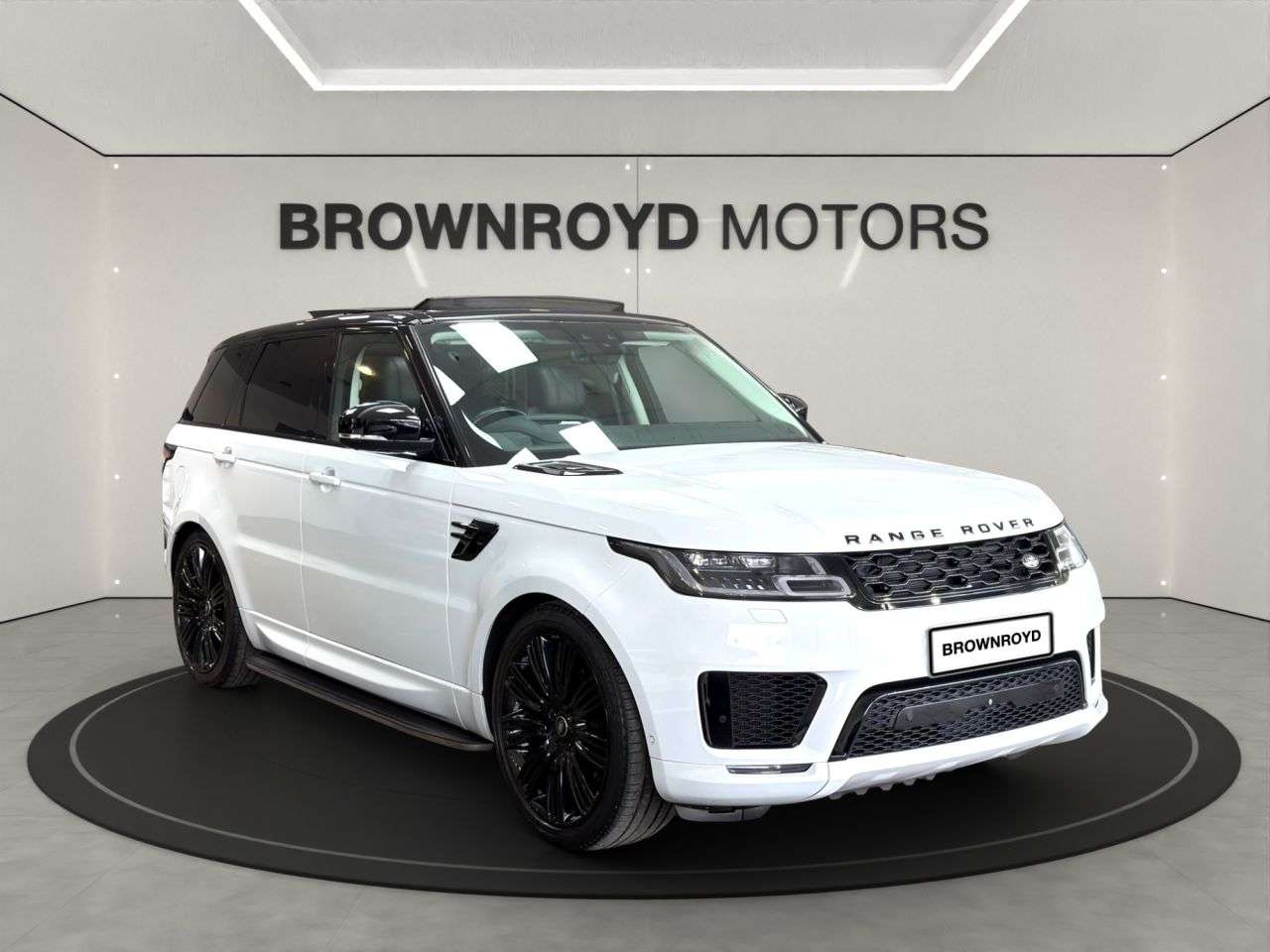 A 2018 LAND ROVER RANGE ROVER SPORT SDV6 HSE DYNAMIC A 2018 LAND ROVER RANGE ROVER SPORT SDV6 HSE DYNAMIC