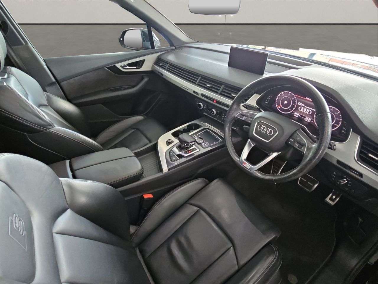 2018 AUDI Q7 2018 AUDI Q7