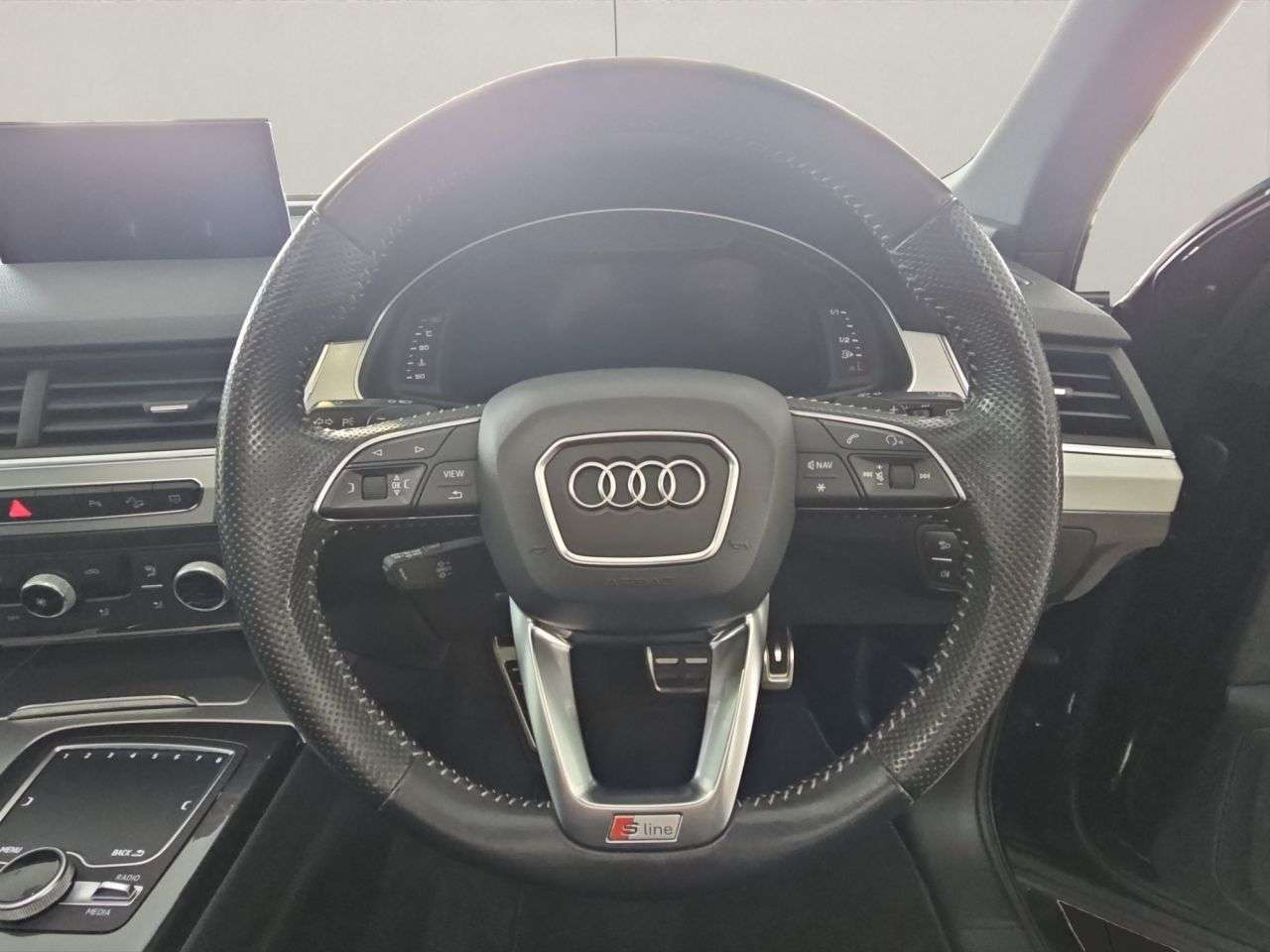 2018 AUDI Q7 2018 AUDI Q7