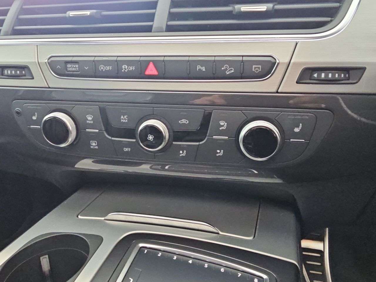 2018 AUDI Q7 2018 AUDI Q7