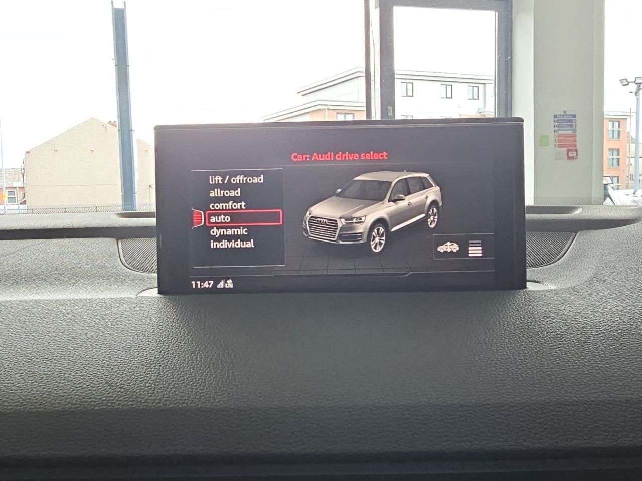2018 AUDI Q7 2018 AUDI Q7