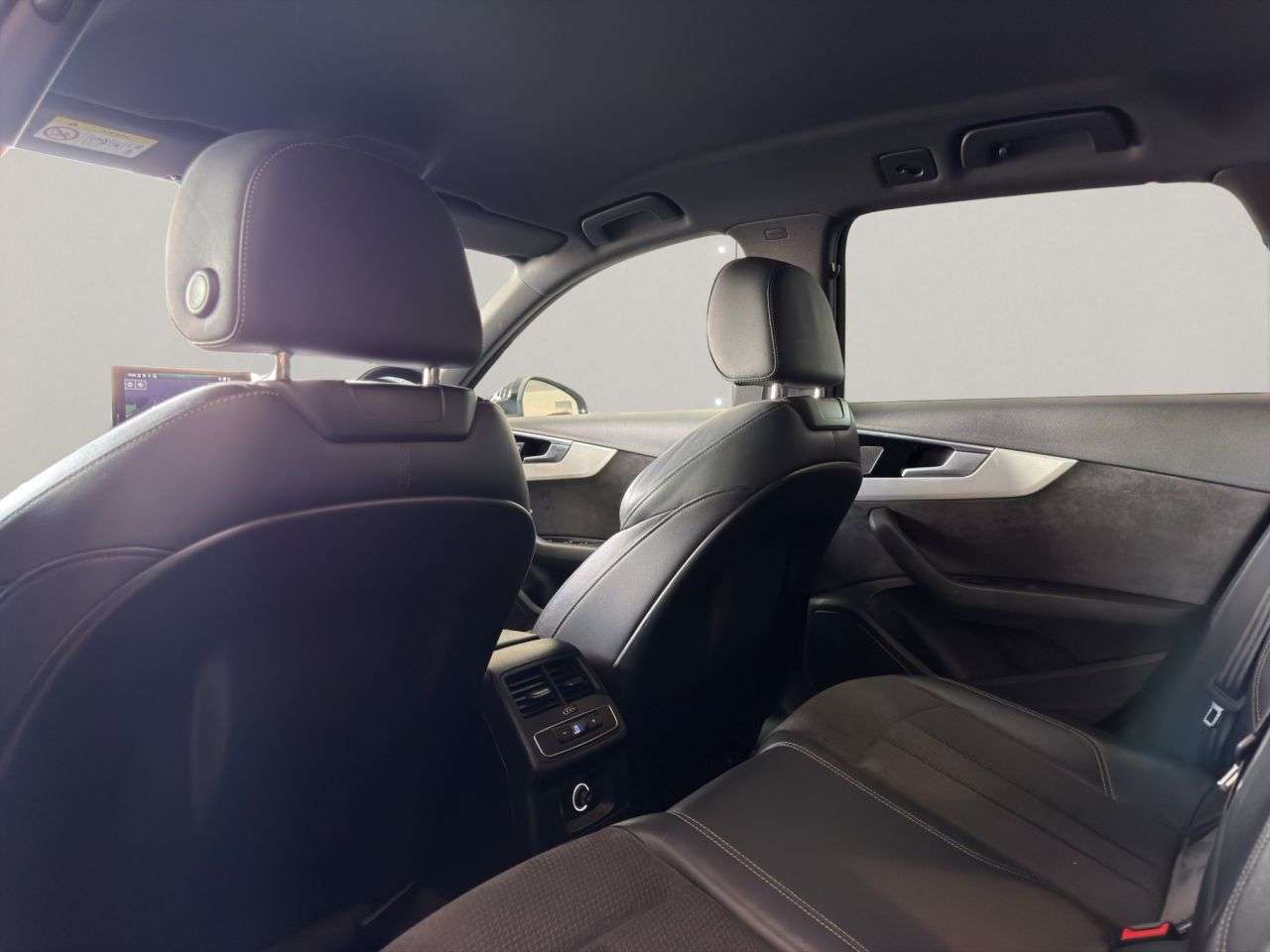 2019 AUDI A4 AVANT 2019 AUDI A4 AVANT