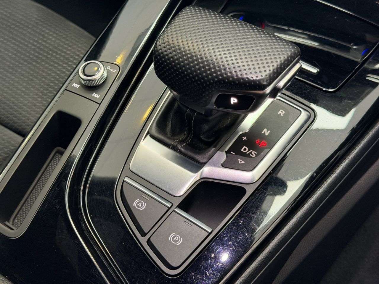 2019 AUDI A4 AVANT 2019 AUDI A4 AVANT