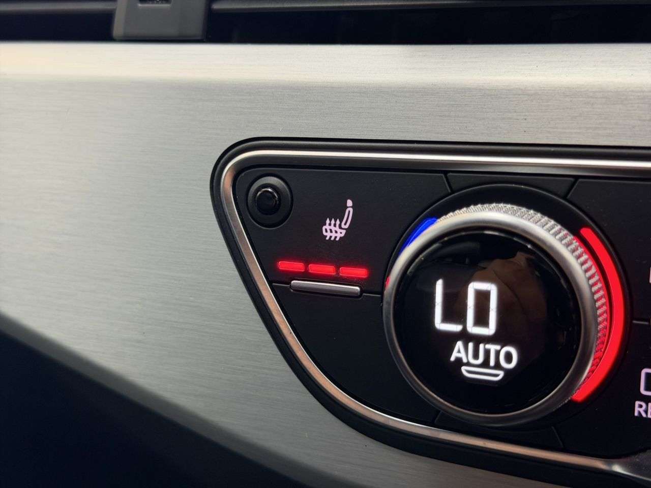 2019 AUDI A4 AVANT 2019 AUDI A4 AVANT