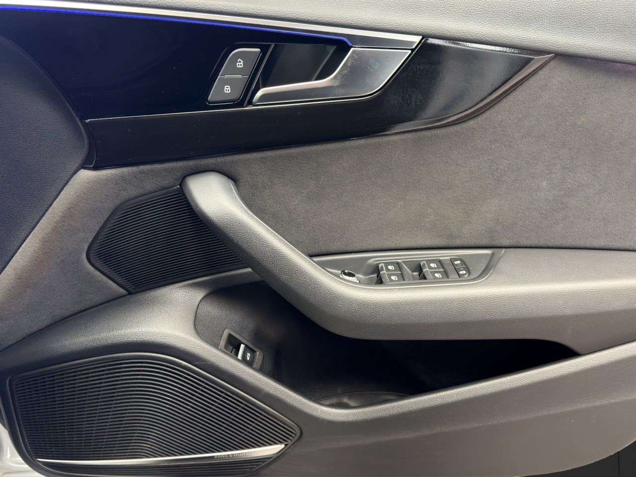 2023 AUDI A4 2023 AUDI A4