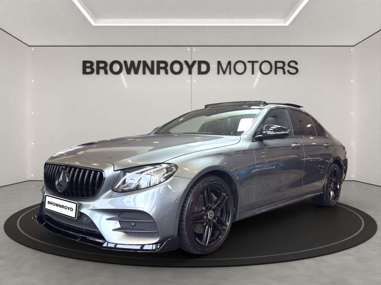 A 2018 MERCEDES-BENZ E-CLASS 2.0 E220d AMG Line (Premium) Saloon 4dr Diesel G-Tronic+ Euro 6 (s/s) (194 A 2018 MERCEDES-BENZ E-CLASS 2.0 E220d AMG Line (Premium) Saloon 4dr Diesel G-Tronic+ Euro 6 (s/s) (194