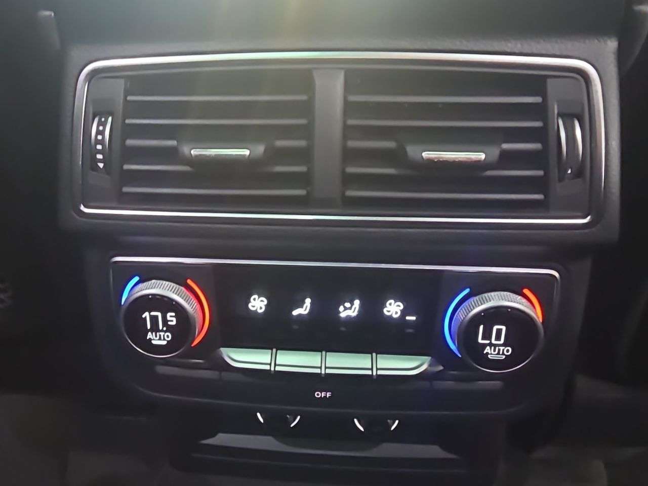 2018 AUDI Q7 2018 AUDI Q7