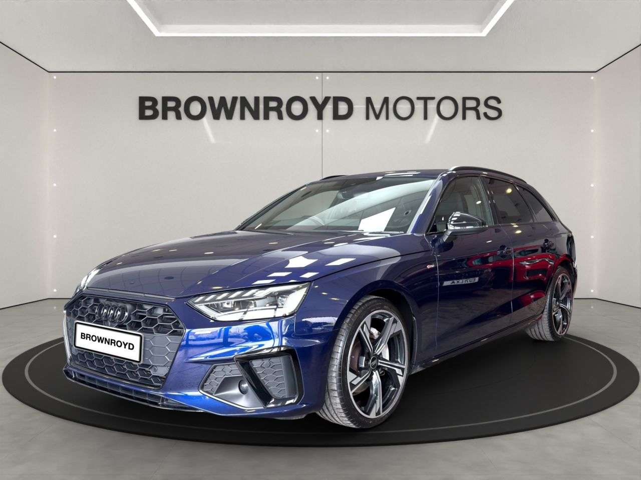 A 2022 AUDI A4 AVANT 2.0 TFSI 40 Black Edition Estate 5dr Petrol S Tronic Euro 6 (s/s) (204 ps) A 2022 AUDI A4 AVANT 2.0 TFSI 40 Black Edition Estate 5dr Petrol S Tronic Euro 6 (s/s) (204 ps)