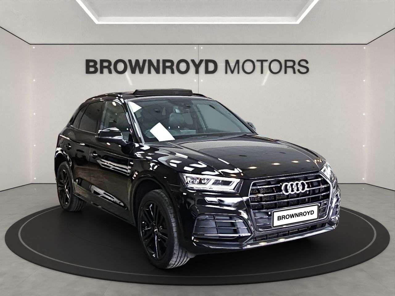 A 2017 AUDI Q5 2.0 TDI S line SUV 5dr Diesel S Tronic quattro Euro 6 (s/s) (190 ps) A 2017 AUDI Q5 2.0 TDI S line SUV 5dr Diesel S Tronic quattro Euro 6 (s/s) (190 ps)