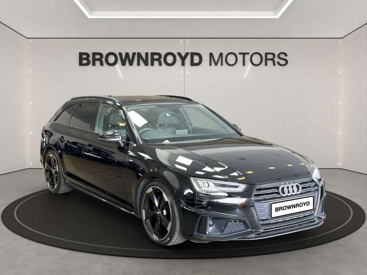 A 2019 AUDI A4 AVANT 2.0 TDI 35 Black Edition Estate 5dr Diesel S Tronic Euro 6 (s/s) (150 ps) A 2019 AUDI A4 AVANT 2.0 TDI 35 Black Edition Estate 5dr Diesel S Tronic Euro 6 (s/s) (150 ps)