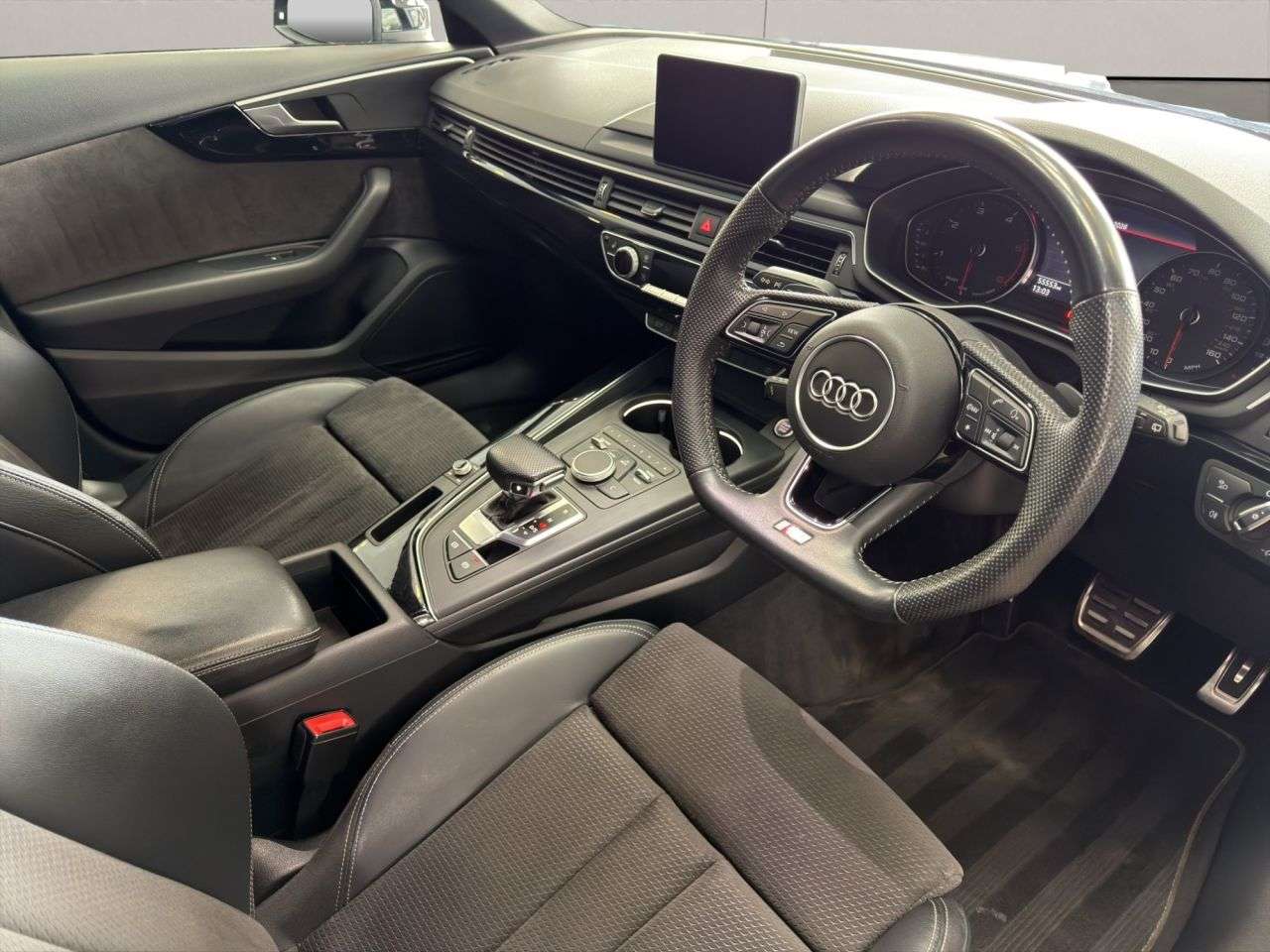 2019 AUDI A4 AVANT 2019 AUDI A4 AVANT