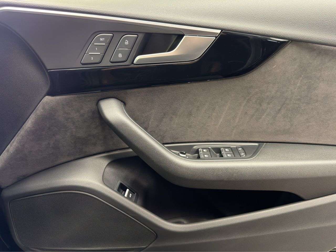 2019 AUDI A4 AVANT 2019 AUDI A4 AVANT