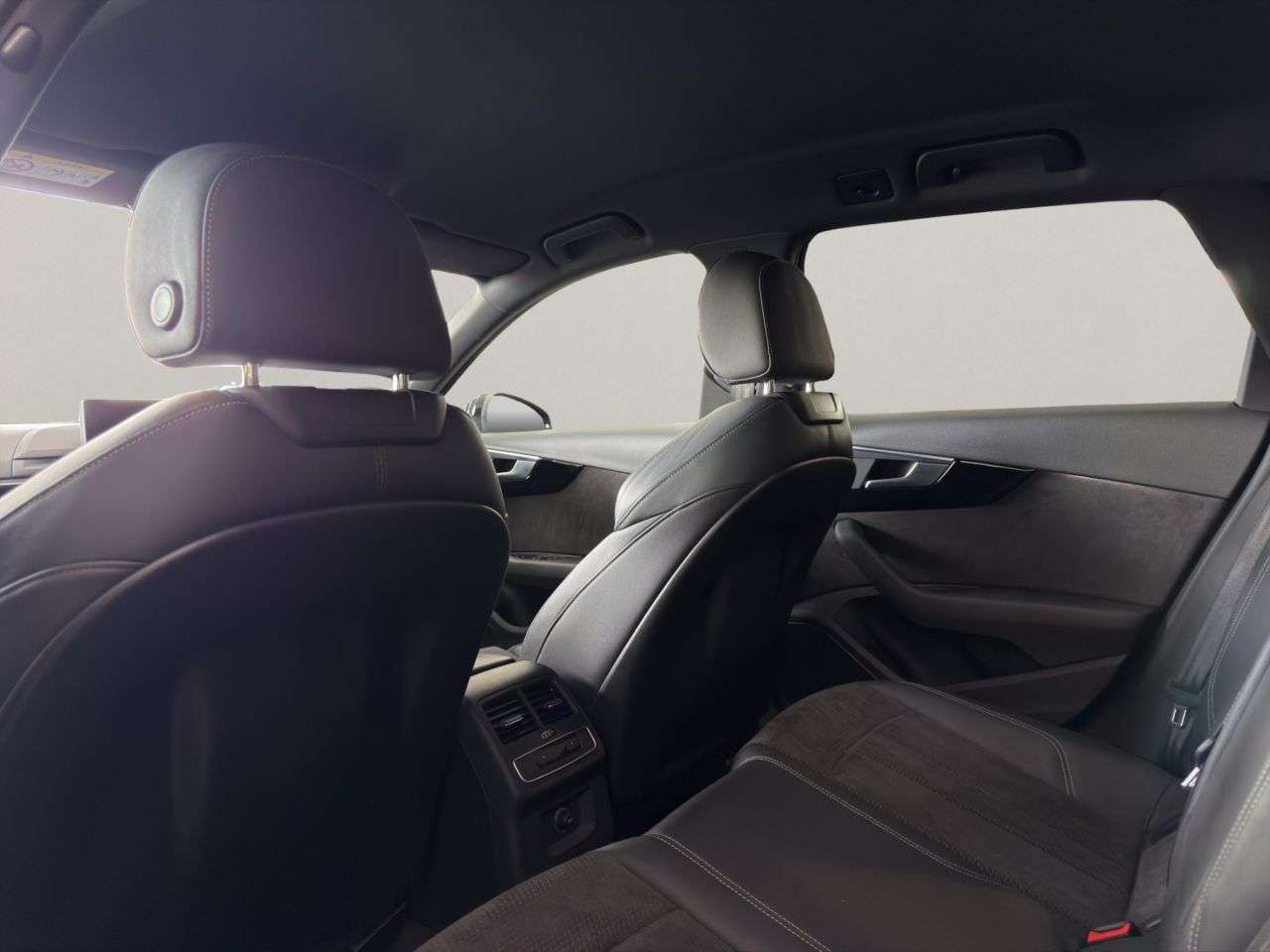 2019 AUDI A4 AVANT 2019 AUDI A4 AVANT
