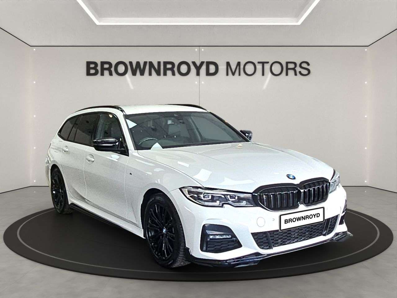 A 2022 BMW 3 SERIES 2.0 320d MHT M Sport Touring 5dr Diesel Hybrid Auto xDrive Euro 6 (s/s) (19 A 2022 BMW 3 SERIES 2.0 320d MHT M Sport Touring 5dr Diesel Hybrid Auto xDrive Euro 6 (s/s) (19