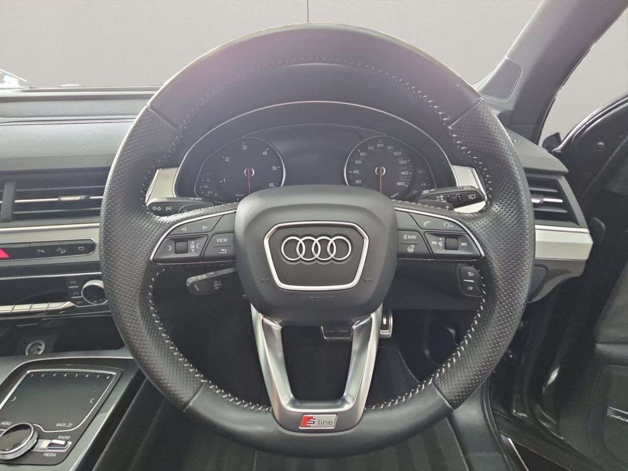2018 AUDI Q7 2018 AUDI Q7