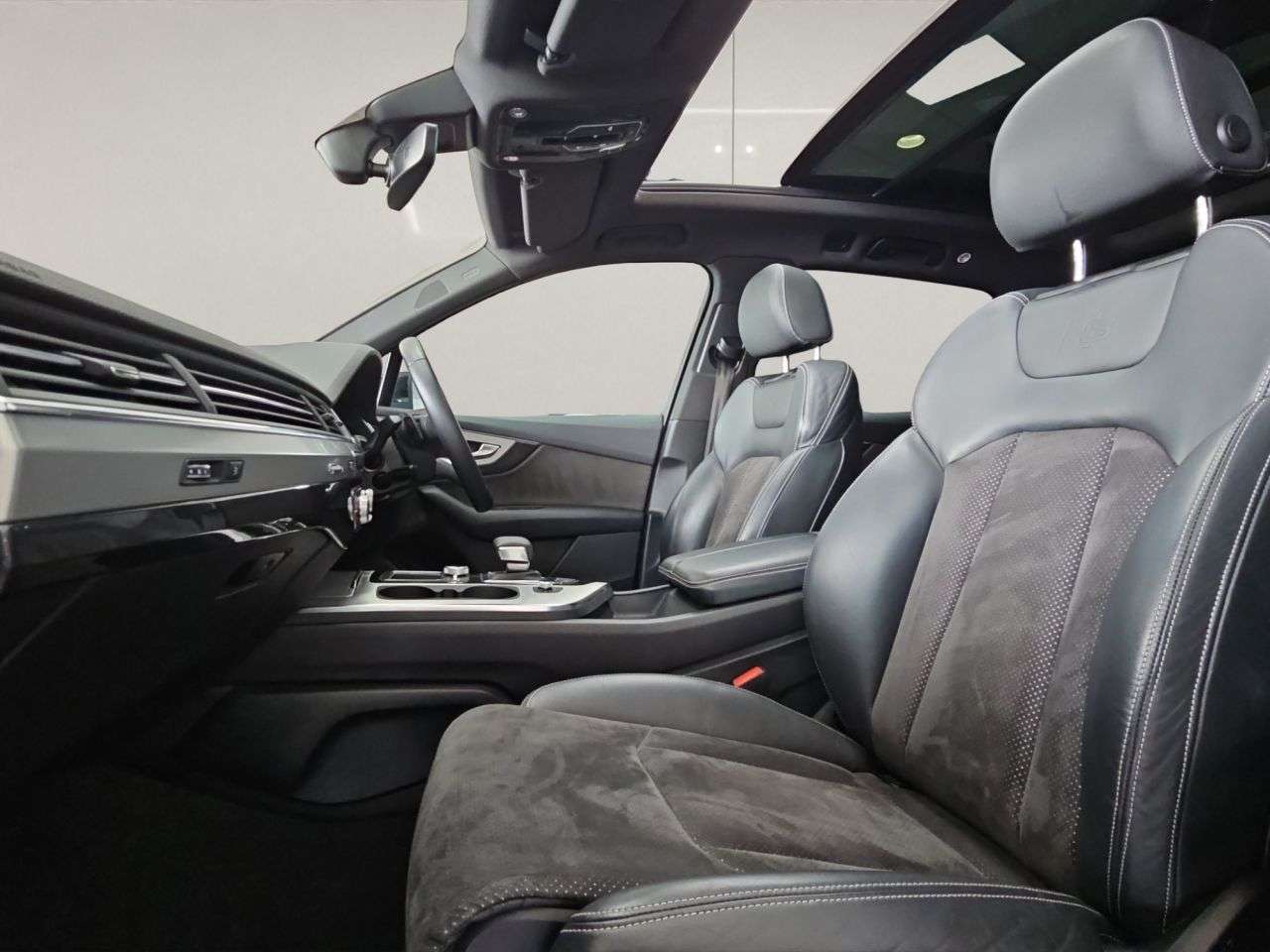 2018 AUDI Q7 2018 AUDI Q7