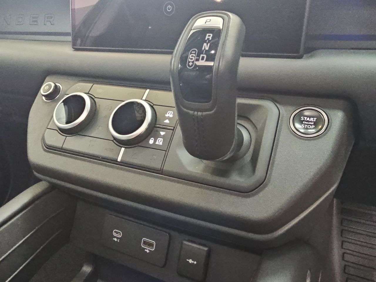 2022 LAND ROVER DEFENDER 2022 LAND ROVER DEFENDER