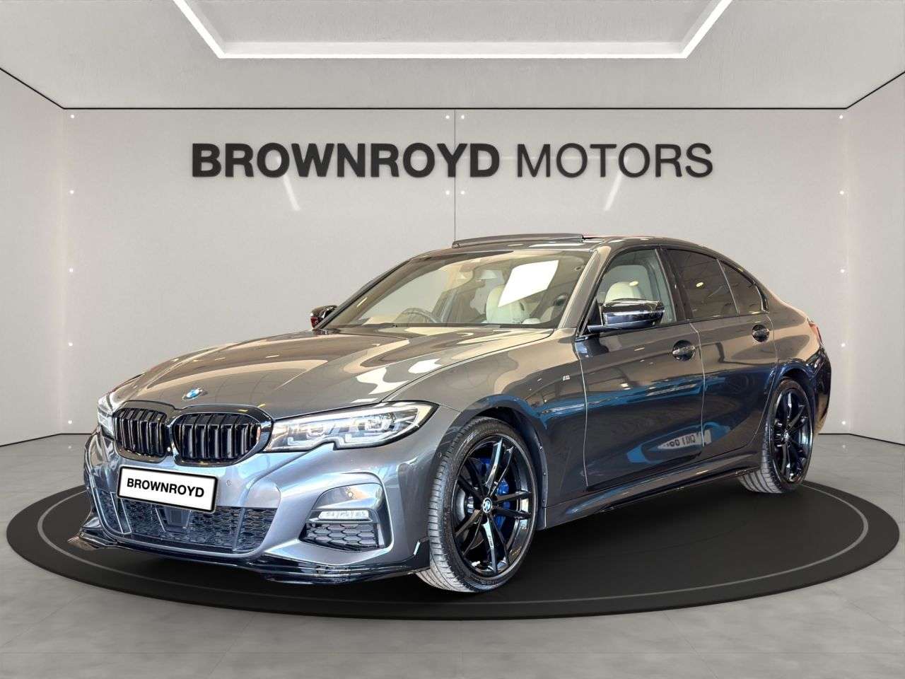 A 2019 BMW 3 SERIES 2.0 320d M Sport Saloon 4dr Diesel Auto xDrive Euro 6 (s/s) (190 ps) A 2019 BMW 3 SERIES 2.0 320d M Sport Saloon 4dr Diesel Auto xDrive Euro 6 (s/s) (190 ps)