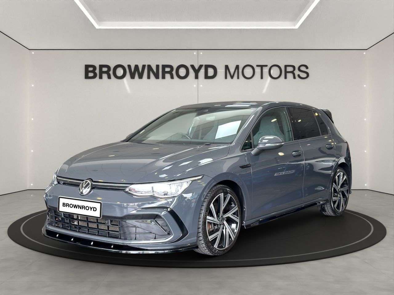 A 2023 VOLKSWAGEN GOLF 1.5 eTSI MHEV R-Line Hatchback 5dr Petrol Hybrid DSG Euro 6 (s/s) (150 ps) A 2023 VOLKSWAGEN GOLF 1.5 eTSI MHEV R-Line Hatchback 5dr Petrol Hybrid DSG Euro 6 (s/s) (150 ps)