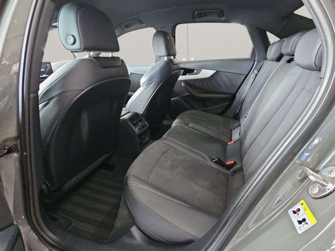 2022 AUDI A4 2022 AUDI A4