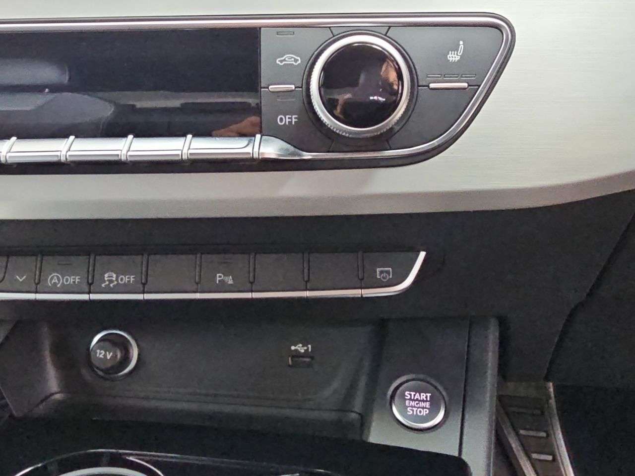 2022 AUDI A4 2022 AUDI A4