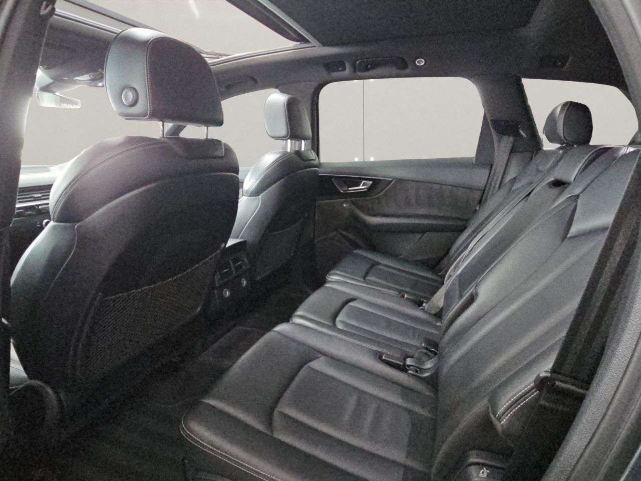 2018 AUDI Q7 2018 AUDI Q7