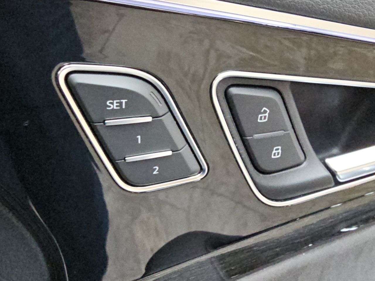 2018 AUDI Q7 2018 AUDI Q7