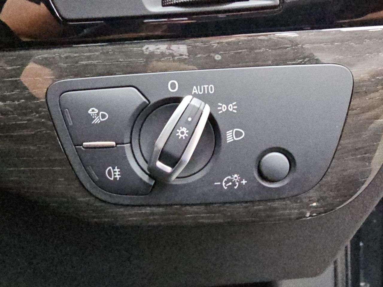 2018 AUDI Q7 2018 AUDI Q7