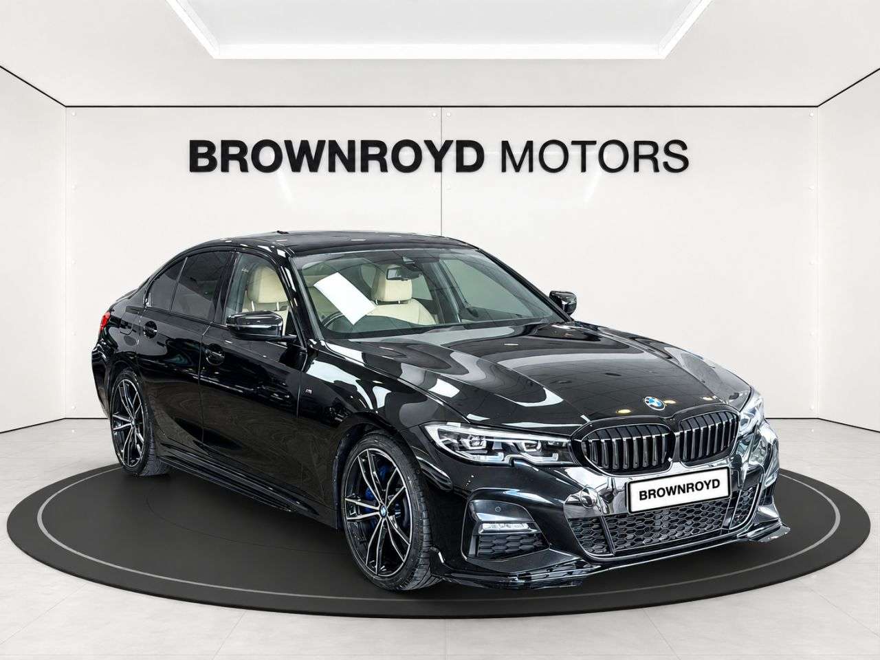 A 2019 BMW 3 SERIES 2.0 320d M Sport Saloon 4dr Diesel Auto Euro 6 (s/s) (190 ps) A 2019 BMW 3 SERIES 2.0 320d M Sport Saloon 4dr Diesel Auto Euro 6 (s/s) (190 ps)