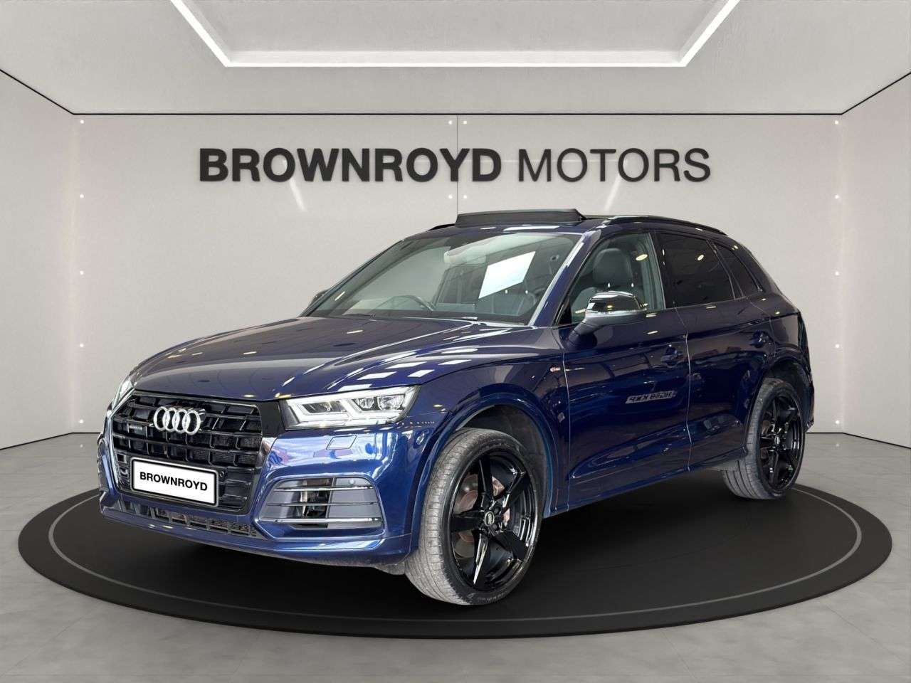 A 2018 AUDI Q5 2.0 TDI S line SUV 5dr Diesel S Tronic quattro Euro 6 (s/s) (190 ps) A 2018 AUDI Q5 2.0 TDI S line SUV 5dr Diesel S Tronic quattro Euro 6 (s/s) (190 ps)