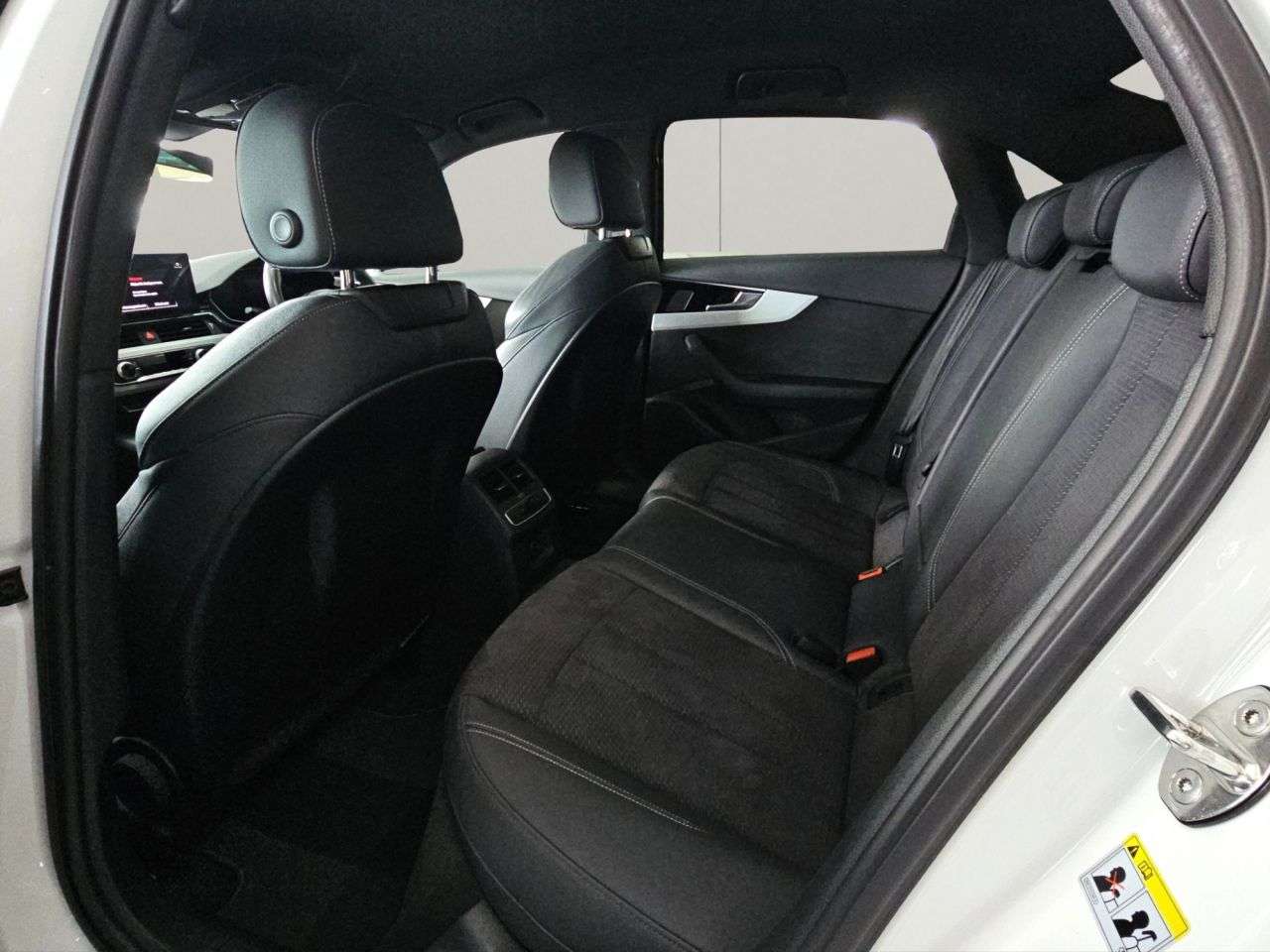 2023 AUDI A4 2023 AUDI A4