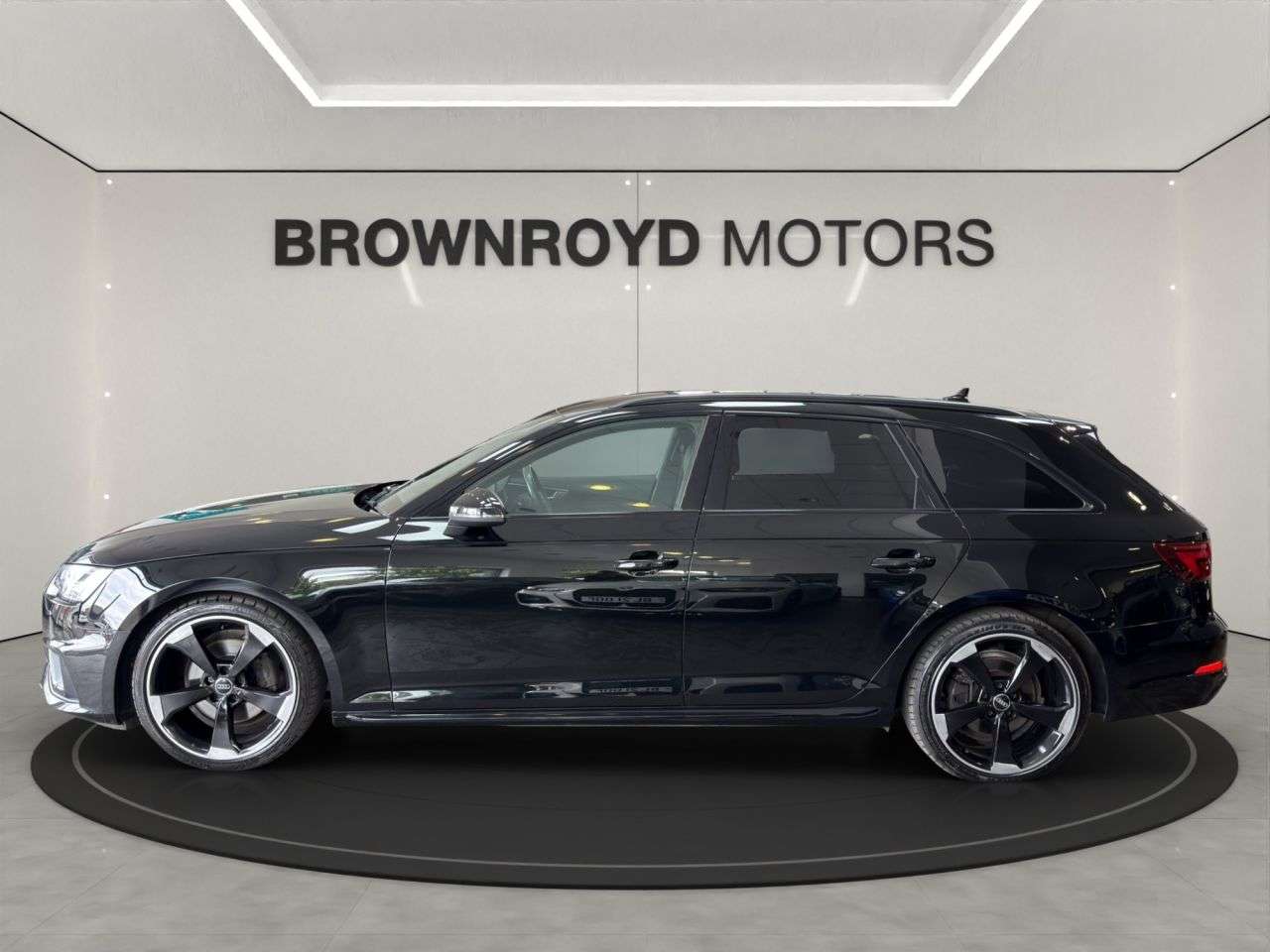 2019 AUDI A4 AVANT 2019 AUDI A4 AVANT