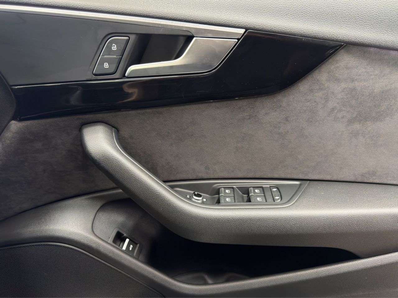 2019 AUDI A4 AVANT 2019 AUDI A4 AVANT